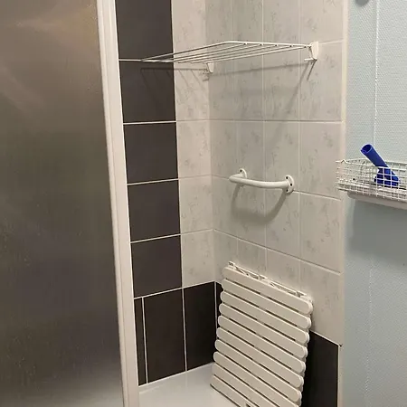 Apartment T2 Avec Terrasse Privative, Proche Etang De Thau, A - Fr-1-553-149 *